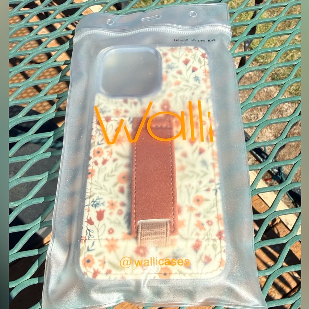 Walli iPhone 15 Pro Max Case